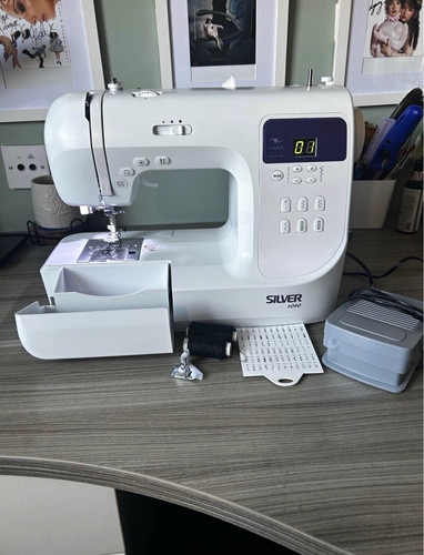 Silver 1040 electronic - 1040, sewing