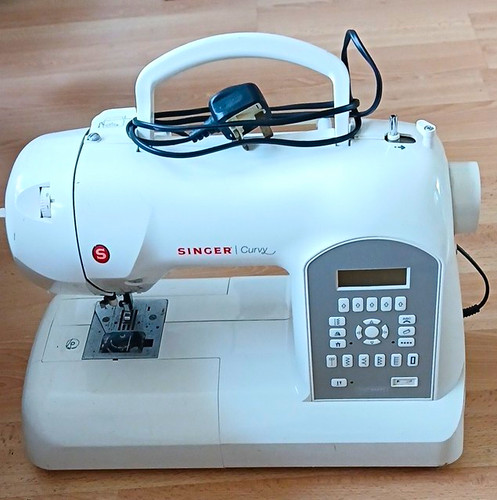 Singer curvy 8770 electronic - curvy,