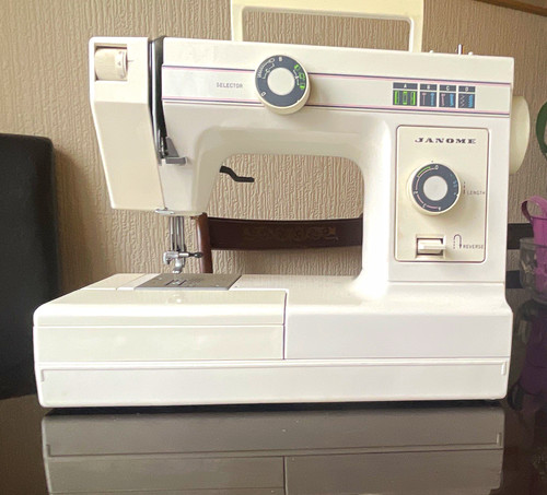Janome 660 mechanical - 660,